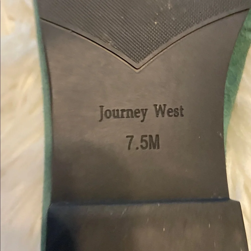 Journey West Green Suede Loafers with Tassels size 7.5 excellent condition - Picture 7 of 8